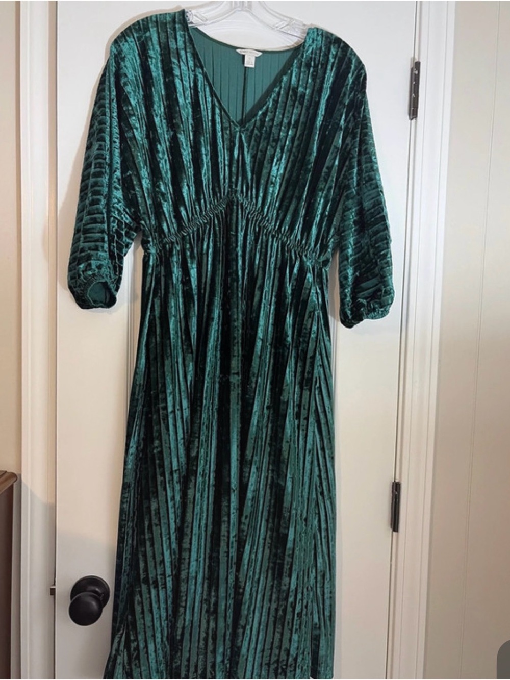 Cato Emerald Green Velvet Midi Dress
